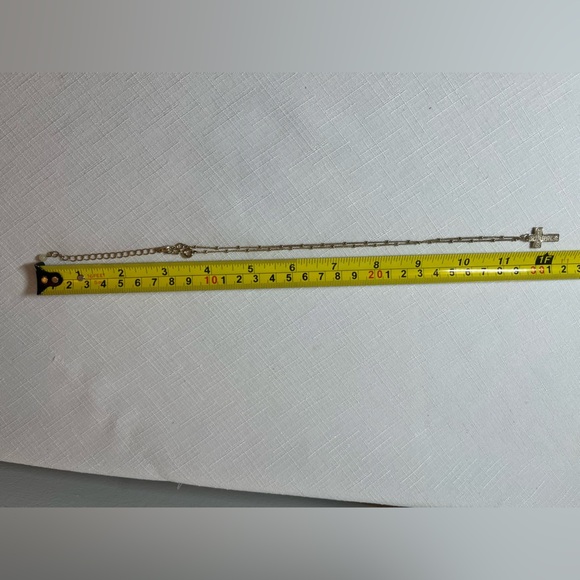 New Cross necklace - Picture 4 of 5